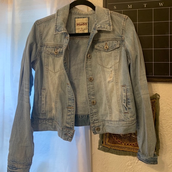 💙 denim jacket 💙 - Picture 3 of 5